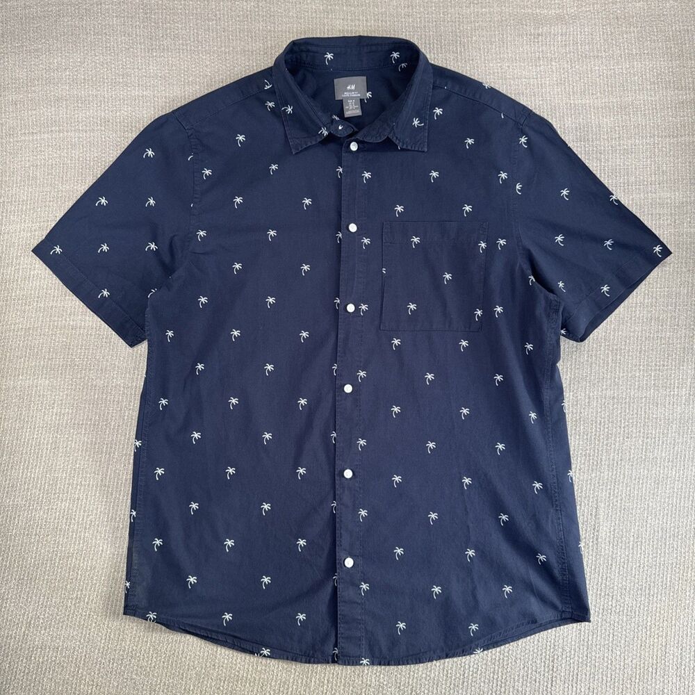 H&M Men’s Navy Blue Hawaiian Shirt Palm Tree Print Button Up Short Sleeve Size M